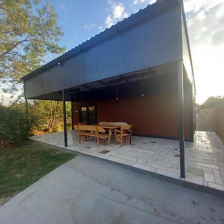 Rita Apartman & Studio Zrenjanin Buitenkant foto