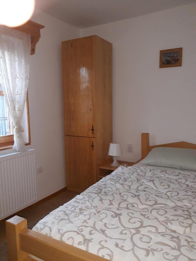Rita Apartman & Studio Zrenjanin Buitenkant foto