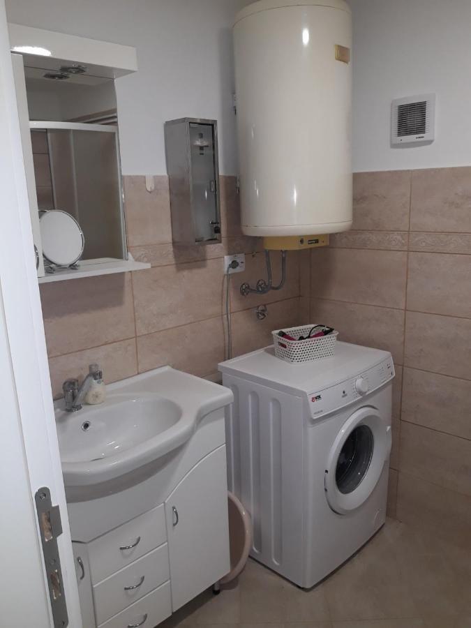 Rita Apartman & Studio Zrenjanin Buitenkant foto