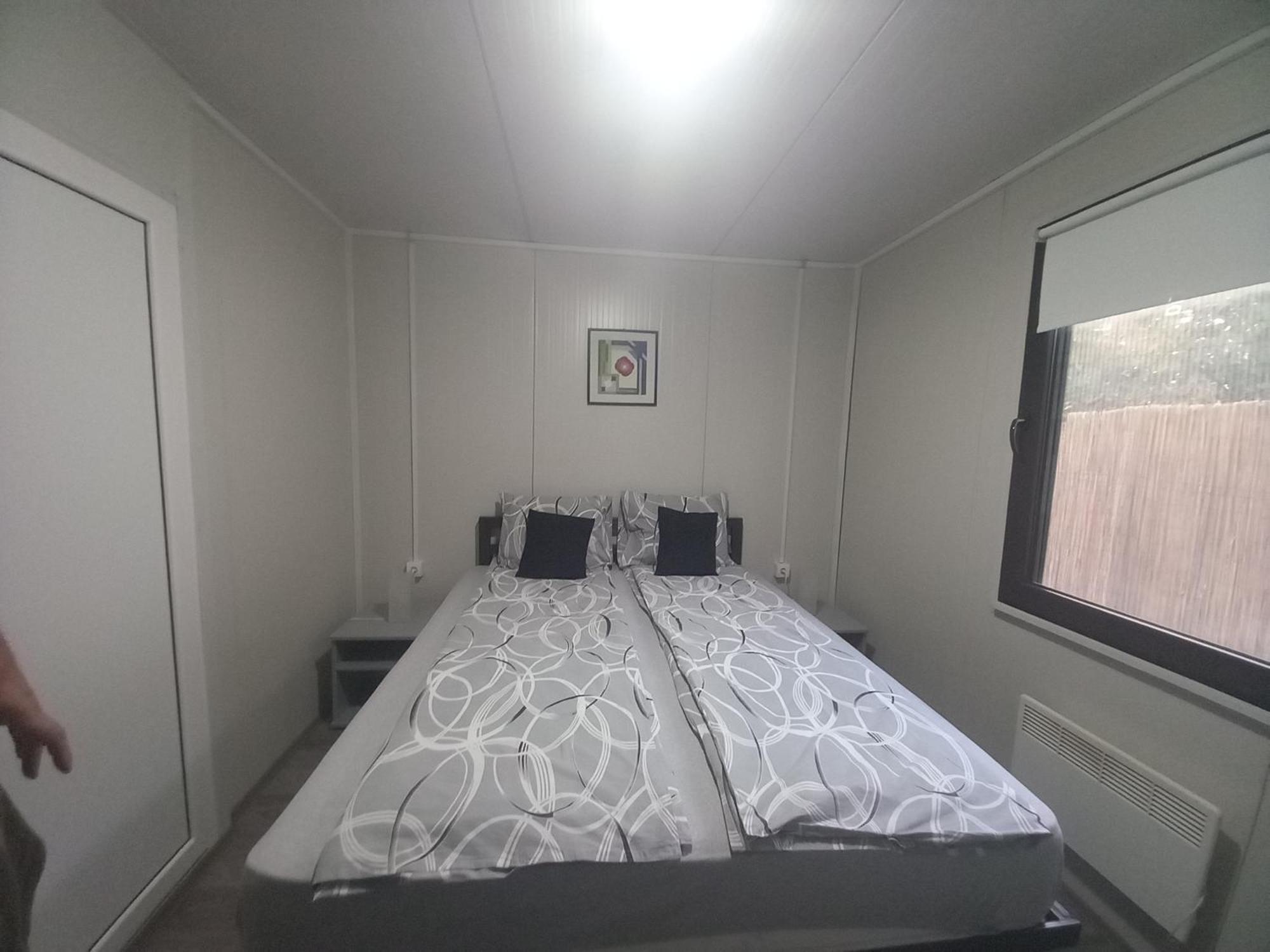 Rita Apartman & Studio Zrenjanin Buitenkant foto